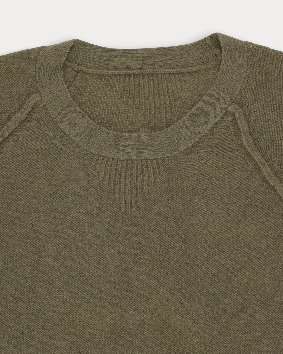 HARVARD RUNDHALSAD ULLTRÖJA MED RAGLANÄRMAR ARMY GREEN