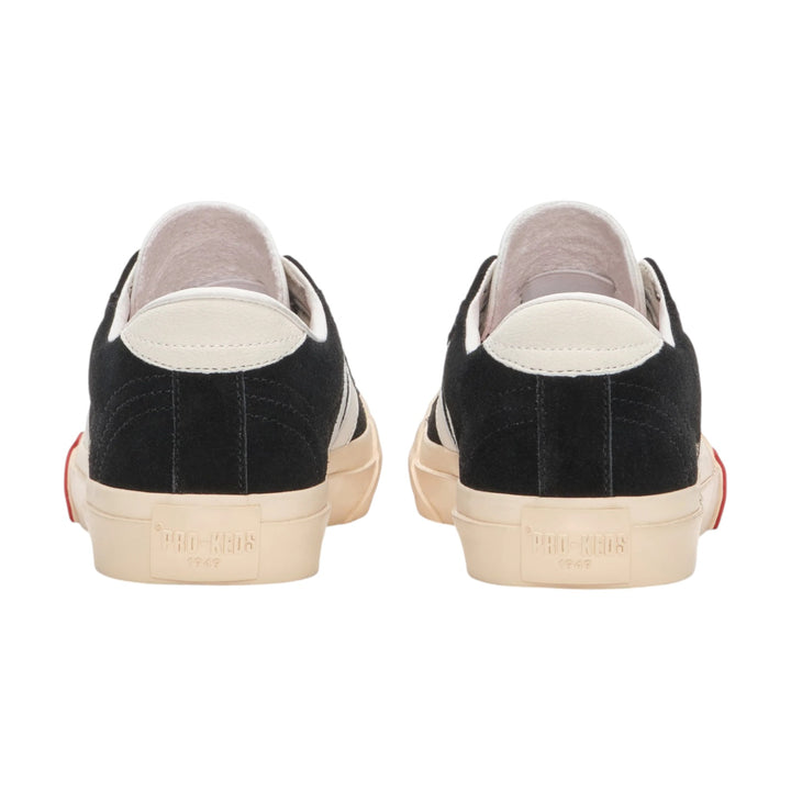 Royal Classic i Suede Svart och Vitt