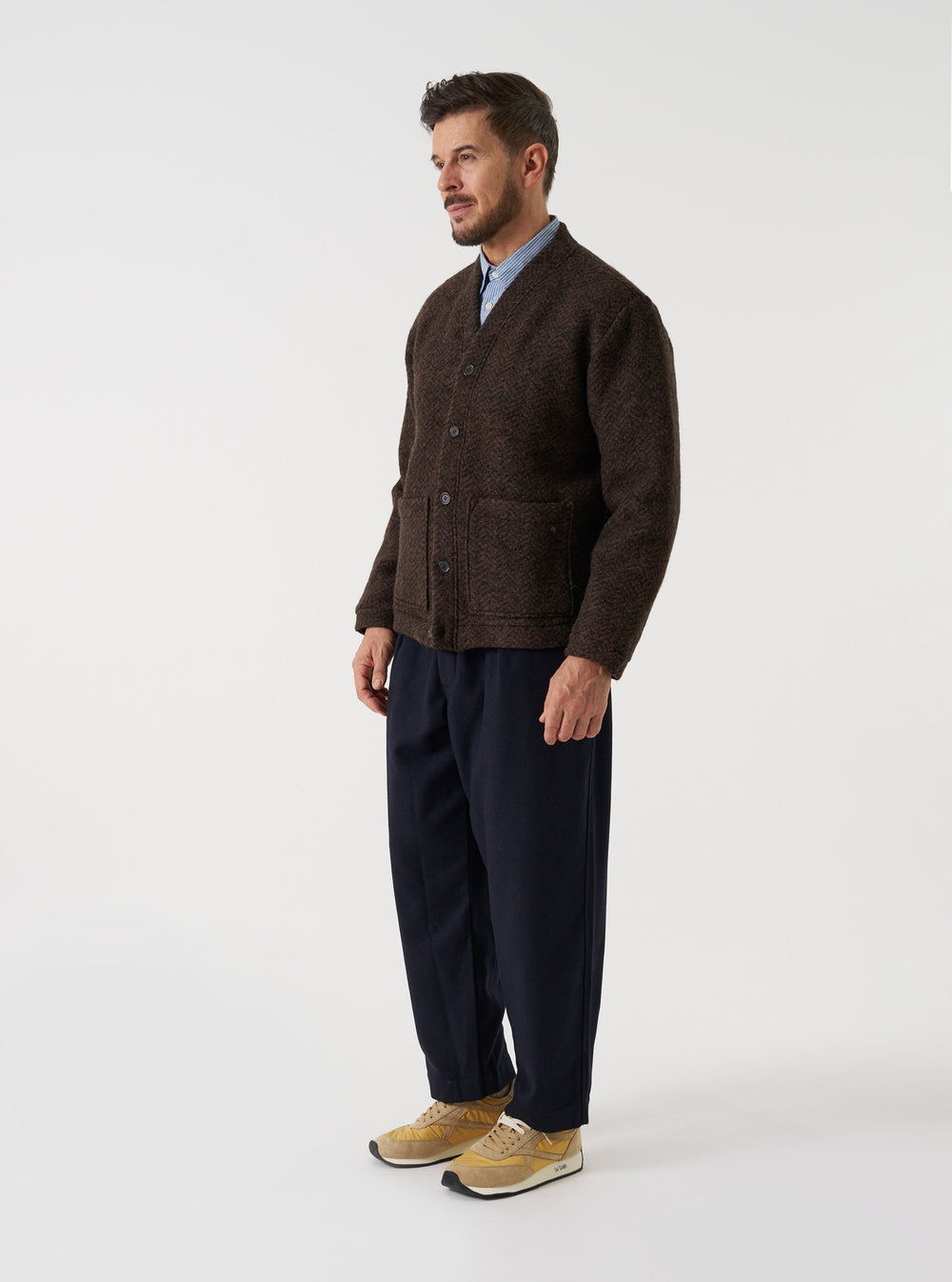 Universal Works Advance Cardigan Raven Fleece Brown Marrone - foto 2